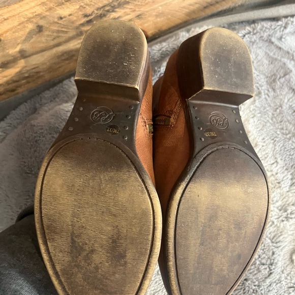 Lucky Brand Tan Leather ankle zip up Boots 7M - Picture 5 of 9